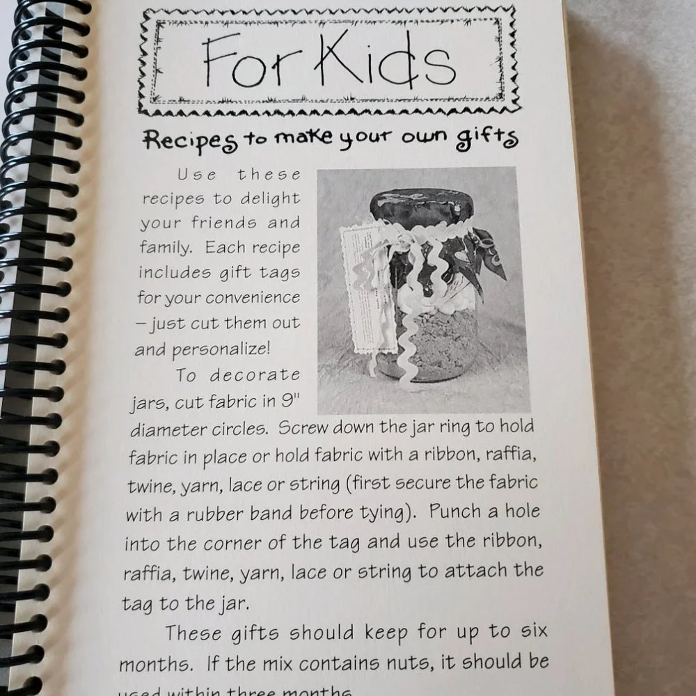 Gifts in Jars for Kids - Cookbook